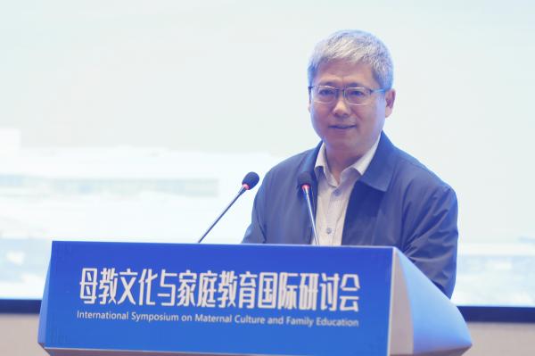 中共中央黨校（國家行政學院）教授、中國實學研究會會長王杰.jpg
